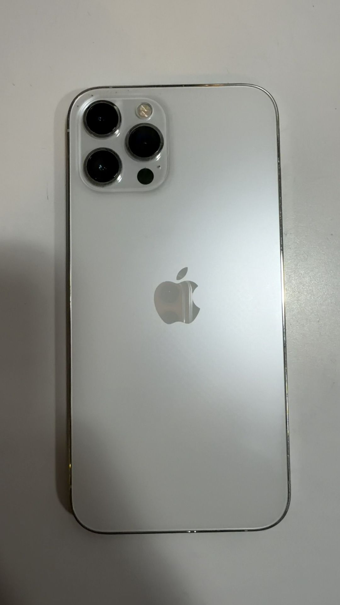 * UNLOCKED* iPhone 12 Pro Max Silver 128GB