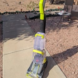 Bissell Carpet Cleaner 