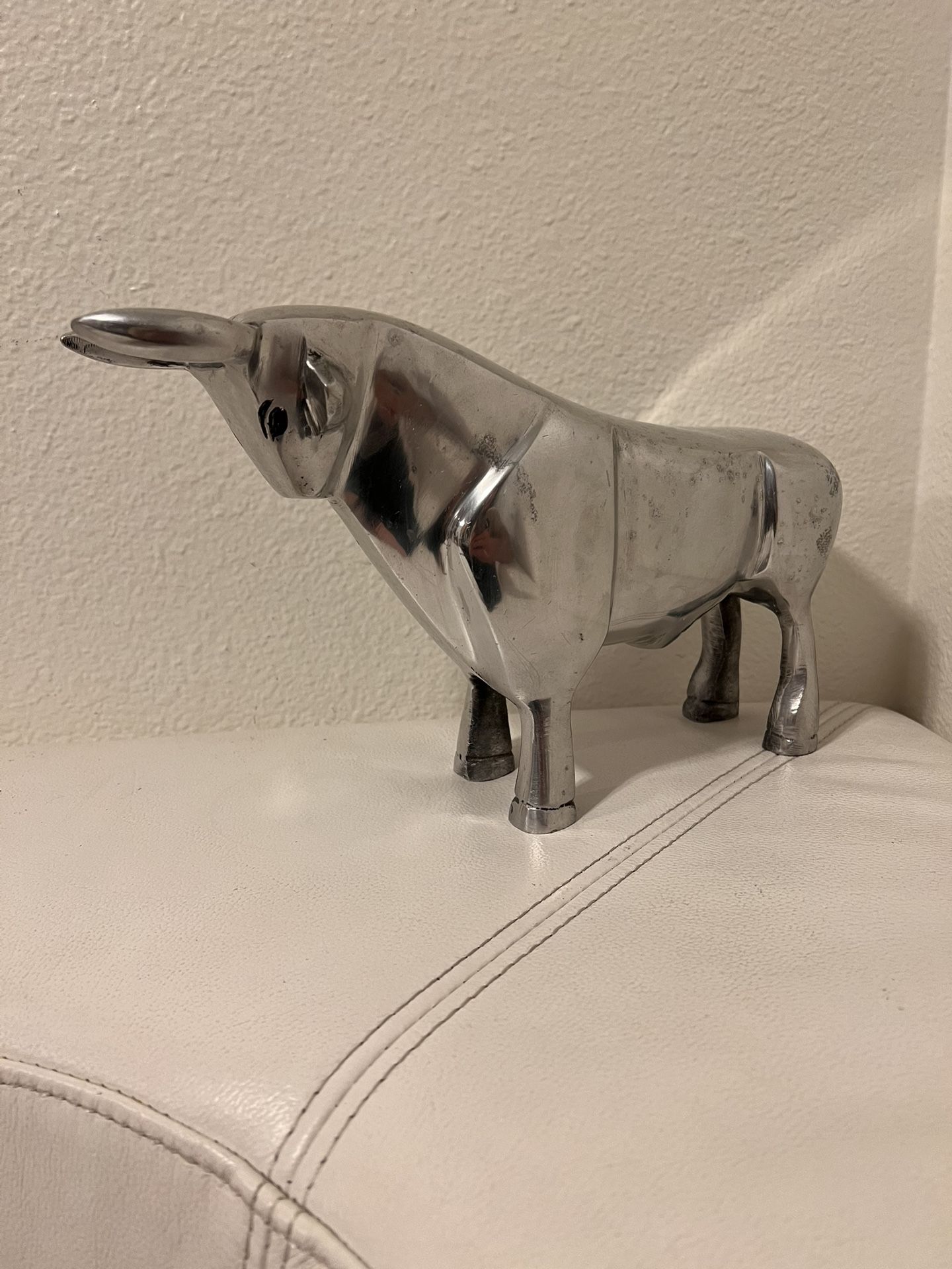 Bull aluminum decorative size 12x7