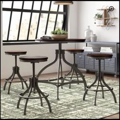 Dining Room/ Nook Table & Stools