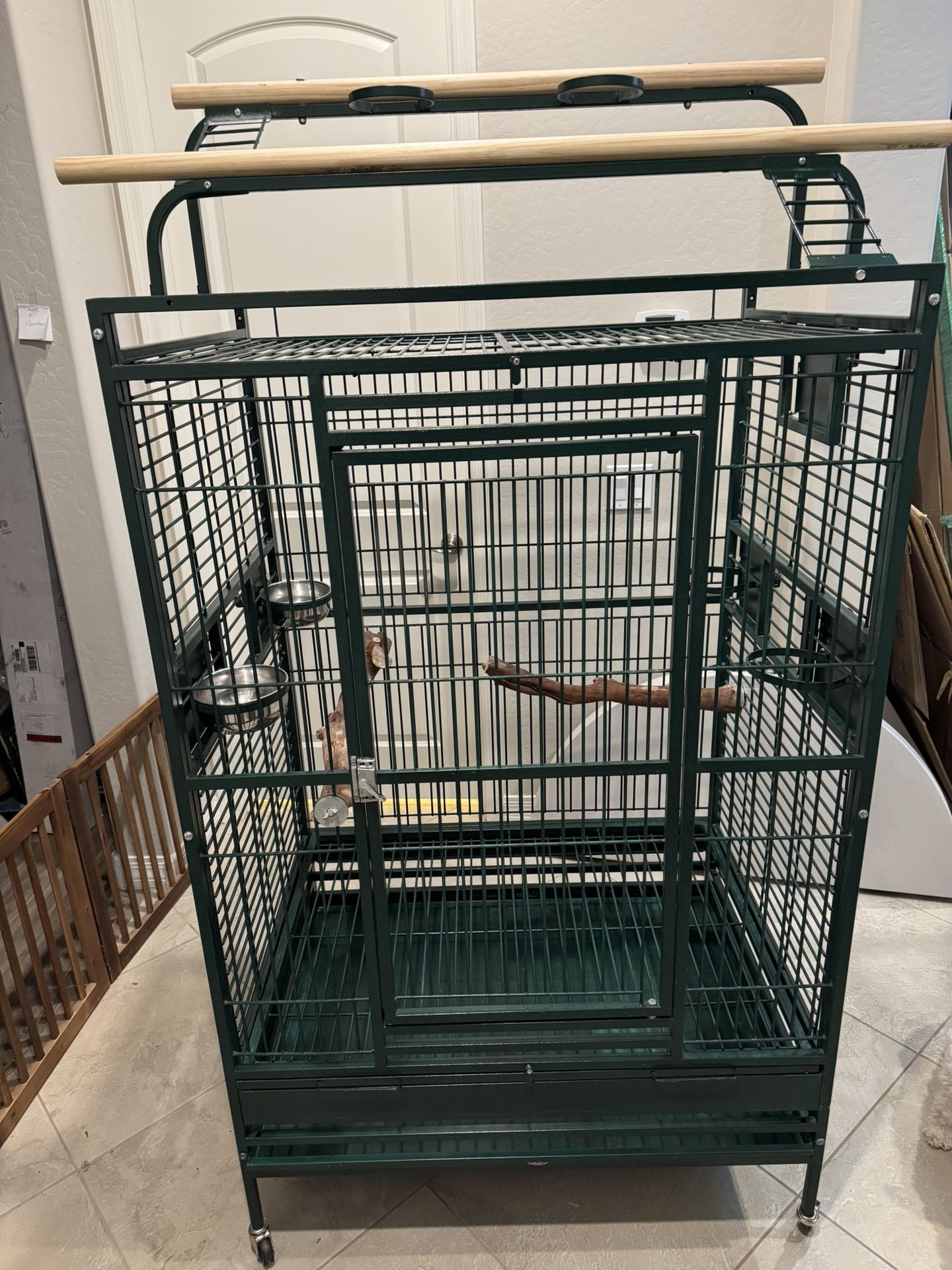 XL Parrot Cage – Macaw/African Grey/Cockatoo Size w/ Play Gym 
