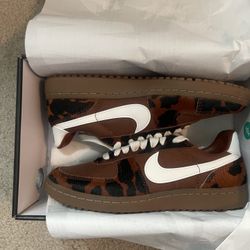 Nike field General Cinnamon Cow