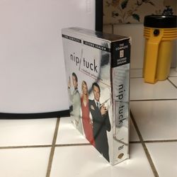 Nip/ Tuck Complete Second Season  PUO $4. Ea. 