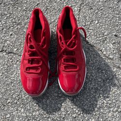 Air Jordan 11 Retro "Win Like 96" sneakers Size 10.5 Pick Up Only 