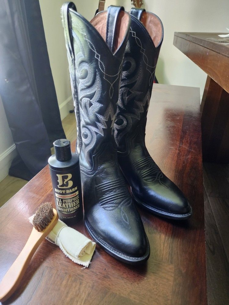 Dan Post Cowboy Boots