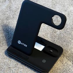 Fast Charging Station for Apple Devices