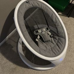 Munchkin® Bluetooth Enabled Lightweight Baby Swing