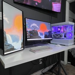 White High End Gaming/ Streaming PC