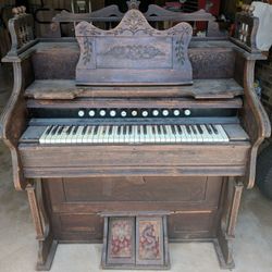 Vintage Shipman Organ