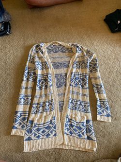Women’s cardigan size small