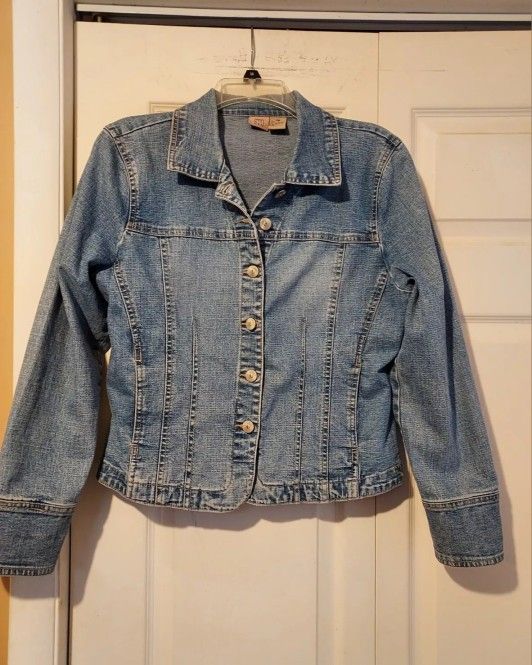 Susquehanna Trail Outfitters STO Petite Denim Medium Jean Jacket Pocket Buttons