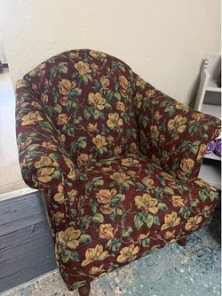 Set a two living room arm chairs