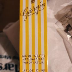 Giorgio Beverly Hills Eau De Toilette Natural Spray