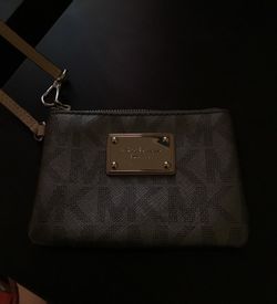 MK wristlet