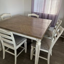 Dinning table