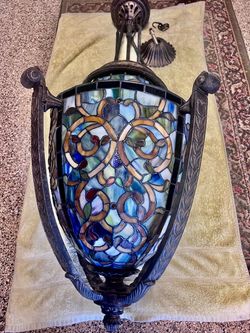 Large Vintage Tiffany-Style Stained Glass Pendant Light (20" x 15")