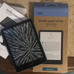Newest Kindle Paperwhite Signature Edition (Gen 12 / 32GB) - Metallic Jade