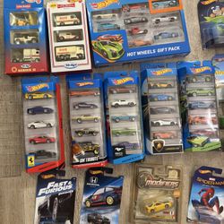 Approx 550 hot Wheels/die Cast Cars