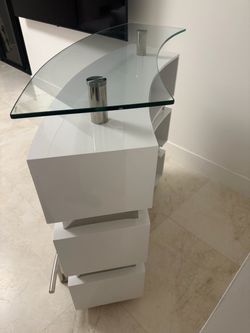Modern Bar with Glass Top