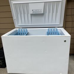GE Energy Star 15 cu. ft.  Chest Freezer 