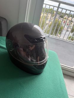 Motorcycle helmet