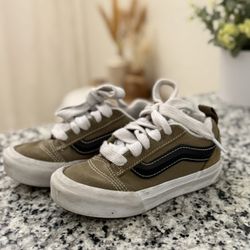 Little Boys Shoes Size 9-10