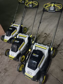 RYOBI 40V  CORDLESS PUSH LAWN MOWER  NO BAG