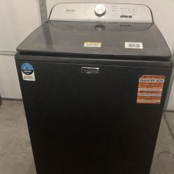2022 Maytag Pet Pro Washer - Volcano Black - Tested & Working