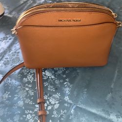 Micheal Kors Purse