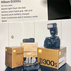 Very good condition Nikon D 300 S