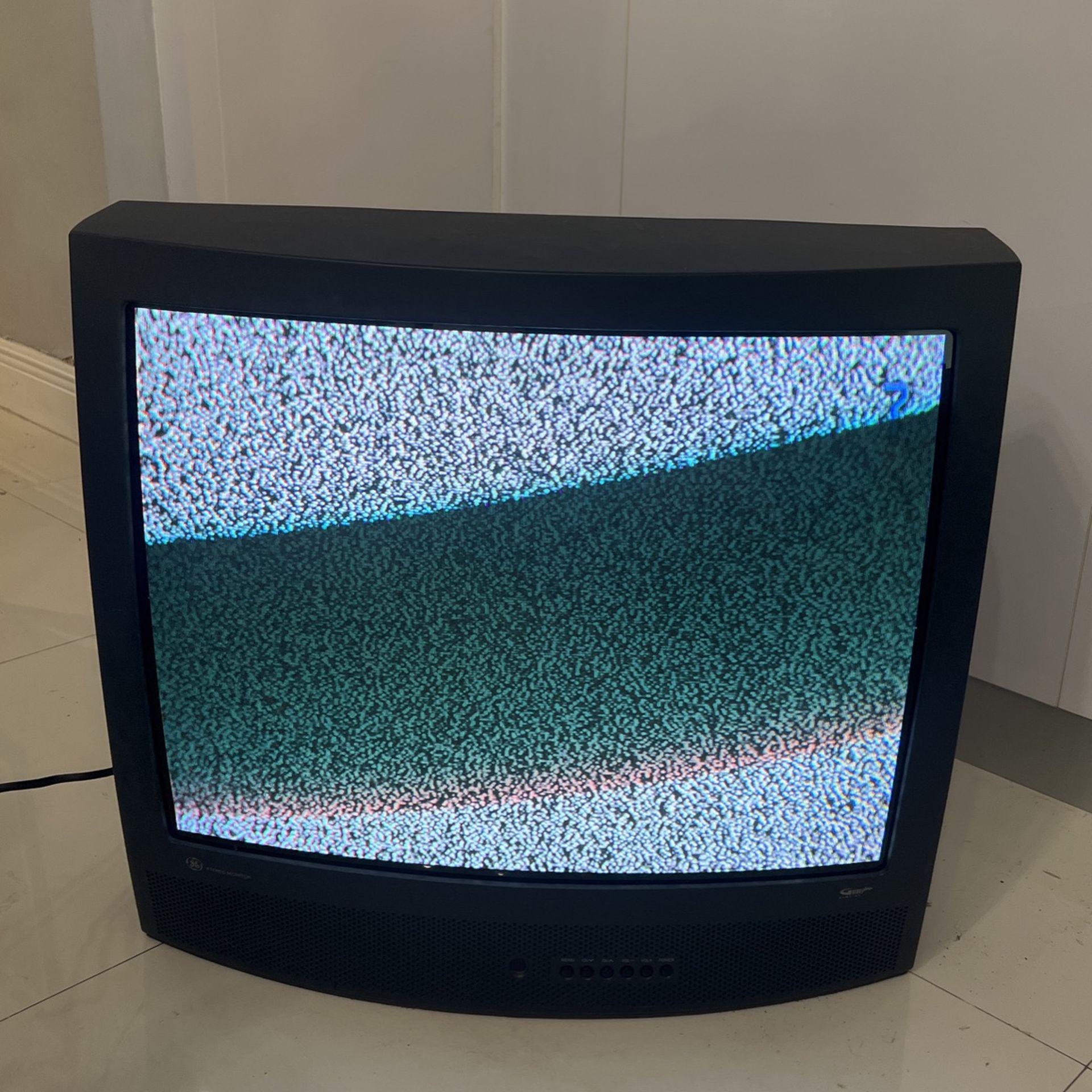 Vintage General Electronics 27in CRT tv