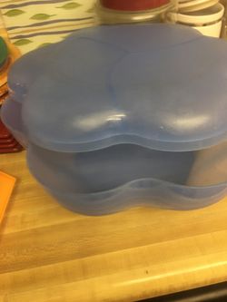 Tupperware chip everything bowl with divider tray n cover