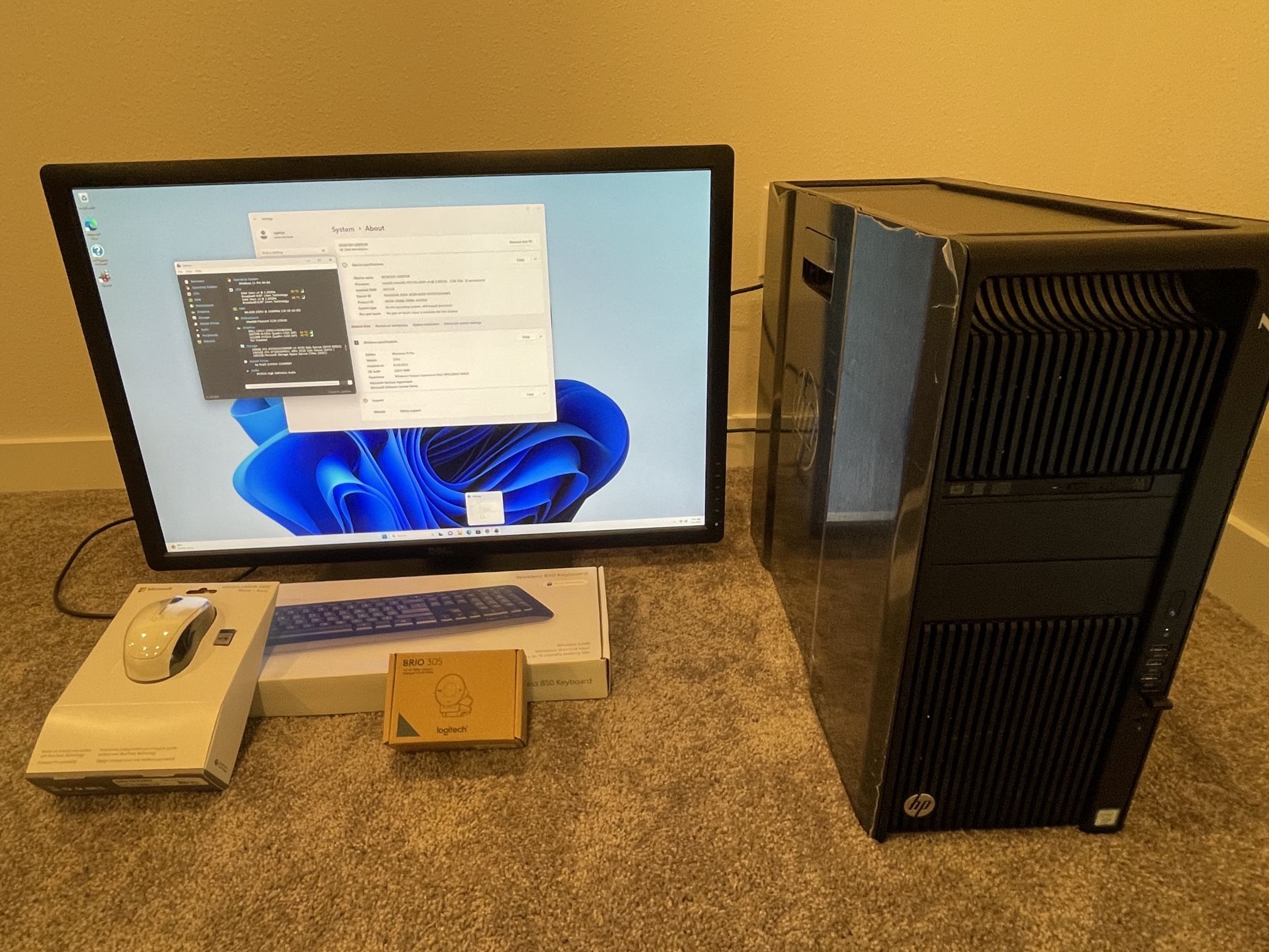 Epic Desktop Package - HP Z840 2x 2.2GHz, 64GB RAM, 256GB+2TB, Win11, Wireless KB/Mouse, Webcam, 30" Screen