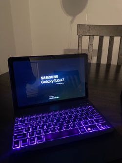 Samsung Galaxy Tab A7 + Backlit Keyboard Case (Like New)