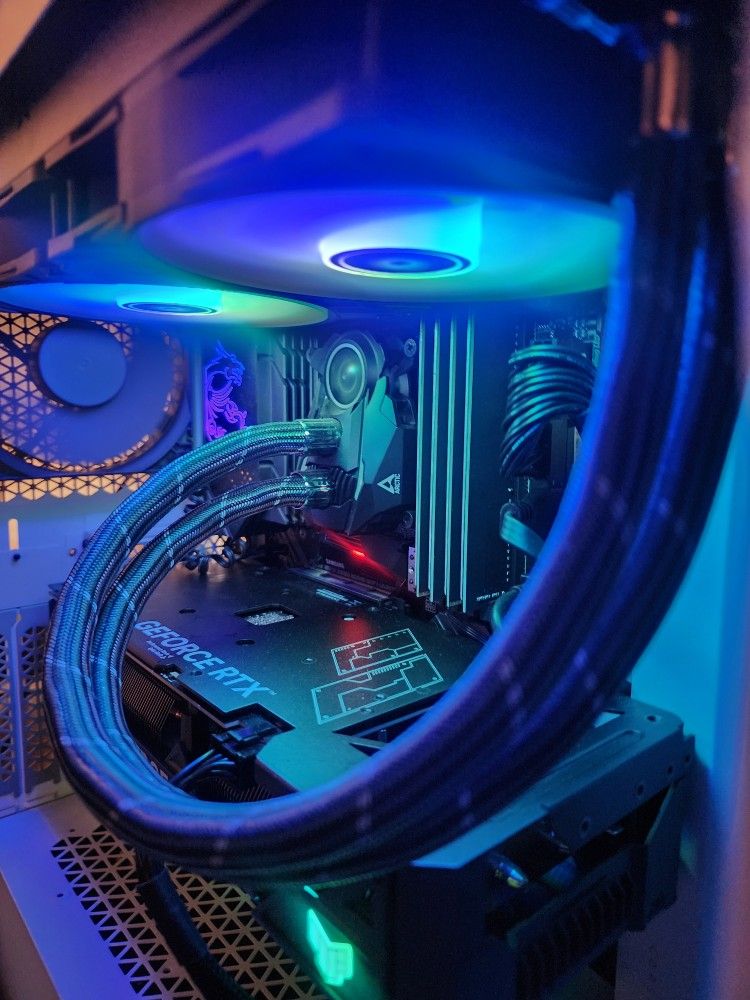 Gaming PC + OLED Monitor Deal Read Details
