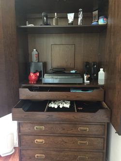 Dresser excellent quality