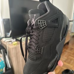 Black Cat 4s Size 10, 11.5 