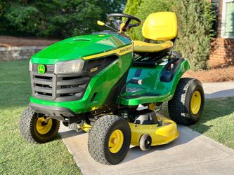 John Deere S120 Riding Lawn Mower, 42 in 22HP - Only 52 Hours