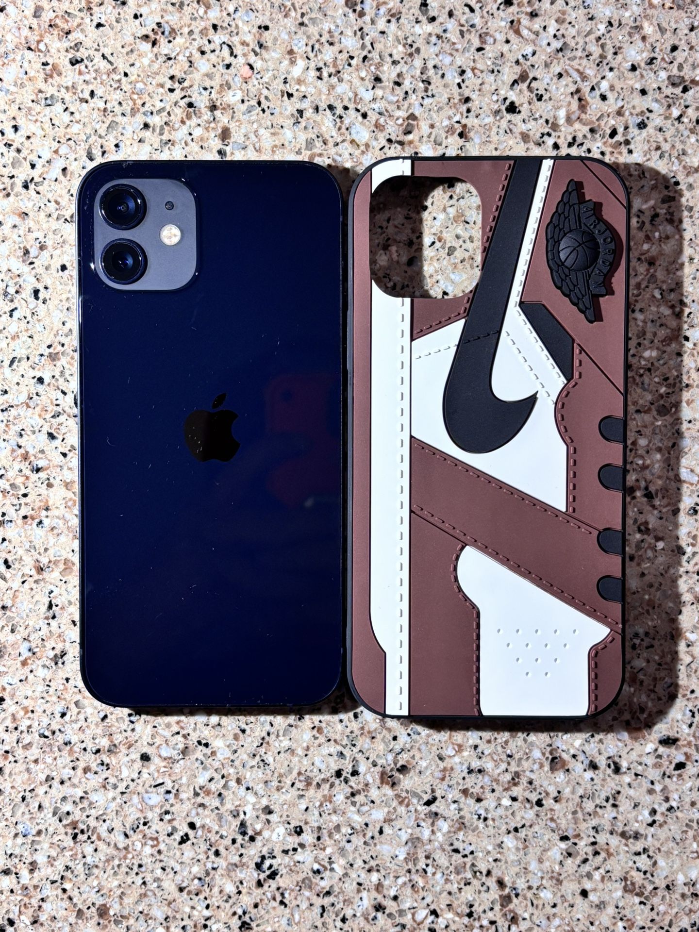 iPhone 12 ~ 64 GB | Unlocked | Liberado | Any Carrier | Cualquier Compania | 