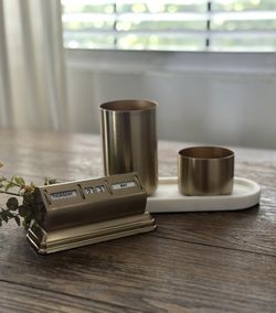 Desk Organizer / Desktop Calendar