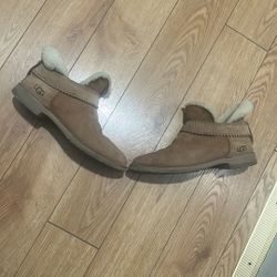 Ugg