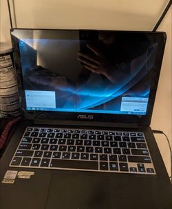 Asus Zen book laptop see description no charger