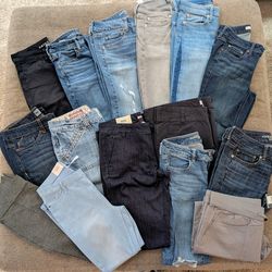 Women's Jeans Bundle Size 6 - 15 pieces. Multiple styles and fits all sizes 6. Most NWT.