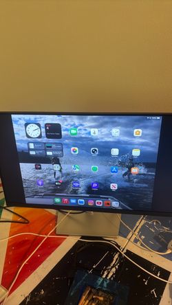 Two computer monitors both give 120hz