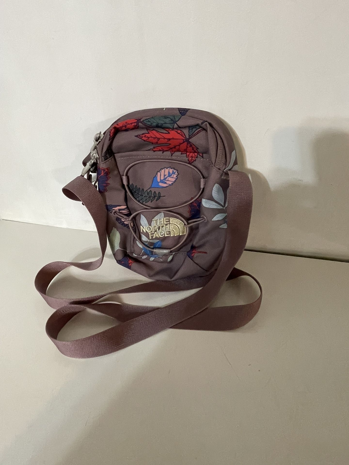 North Face Small Purse Like New