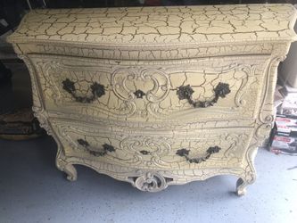 Dresser , Chest of drawers
