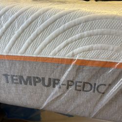 King Size Tempurpedic Mattress