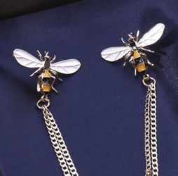 Cute bee 🐝 brooch