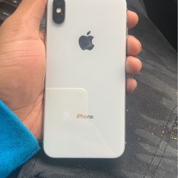 iPhone XS Unlocked Great Conditions 