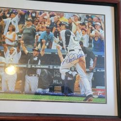 Derek Jeter 3000 Hit Autographed  16x20 Pictures